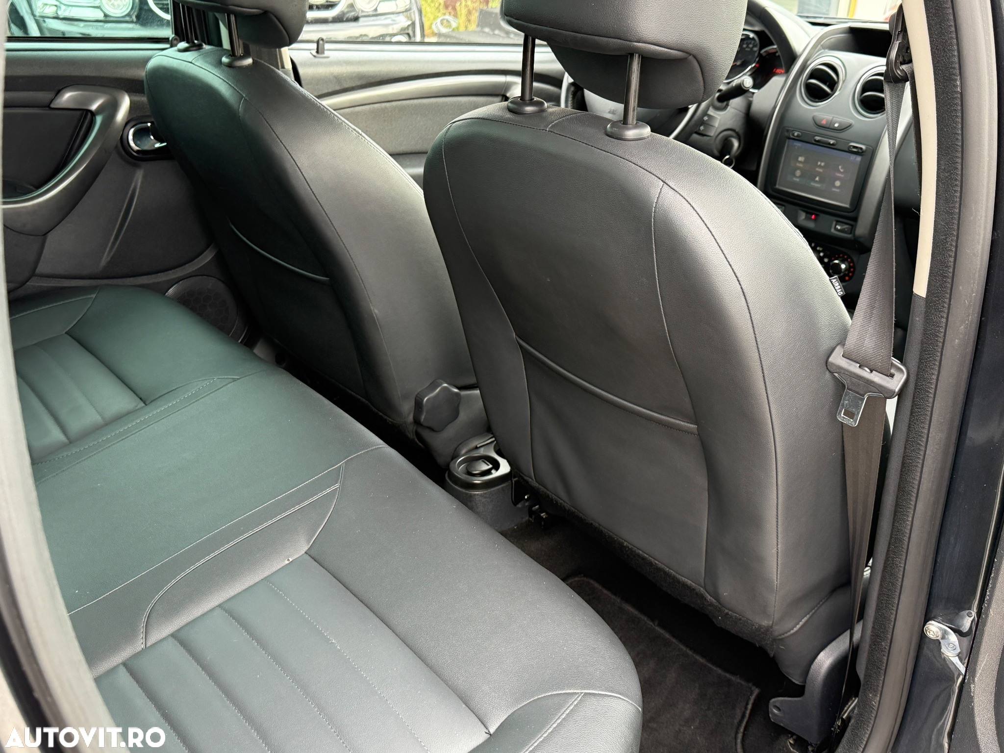 Dacia Duster 1.2 TCe Prestige jante 16" - 12