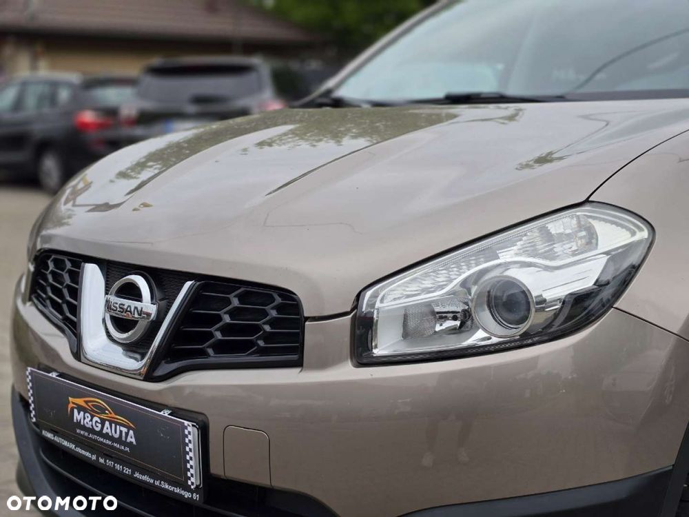 Nissan Qashqai+2 - 4
