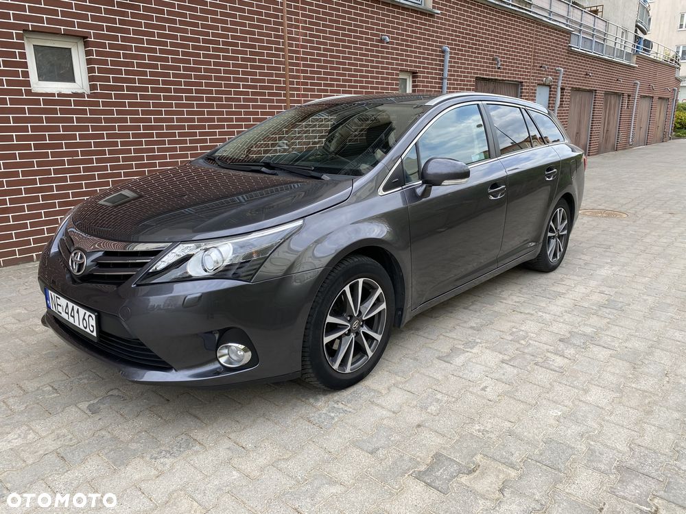Toyota Avensis 2.0 Premium MS - 1