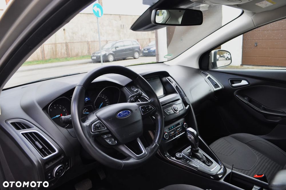 Ford Focus 1.5 EcoBoost Start-Stopp-System Business Edition - 11