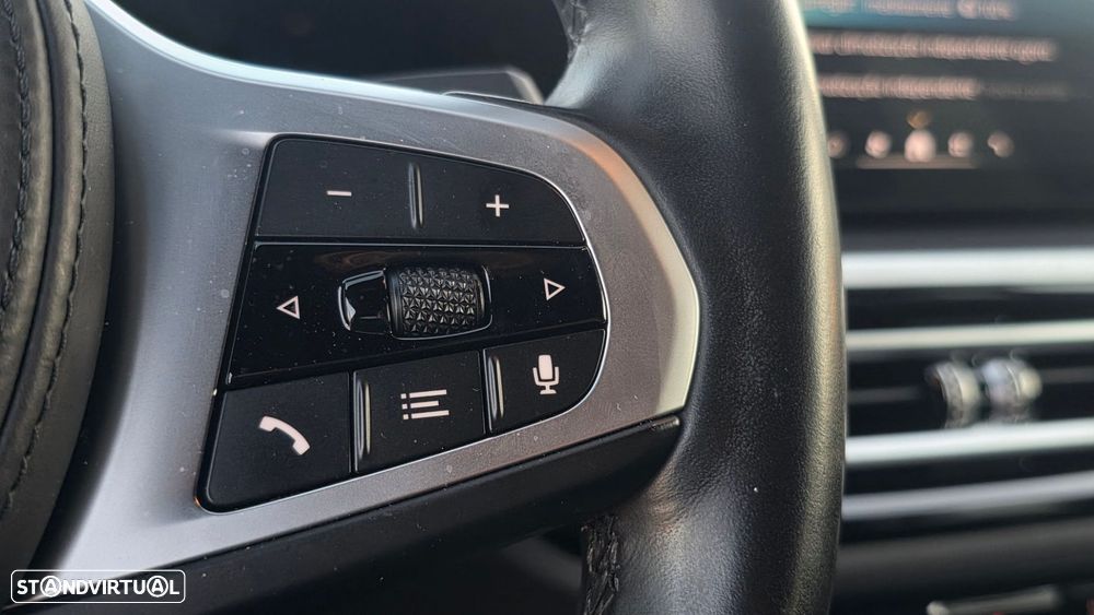 BMW i4 eDrive40 Pack Desportivo M - 34