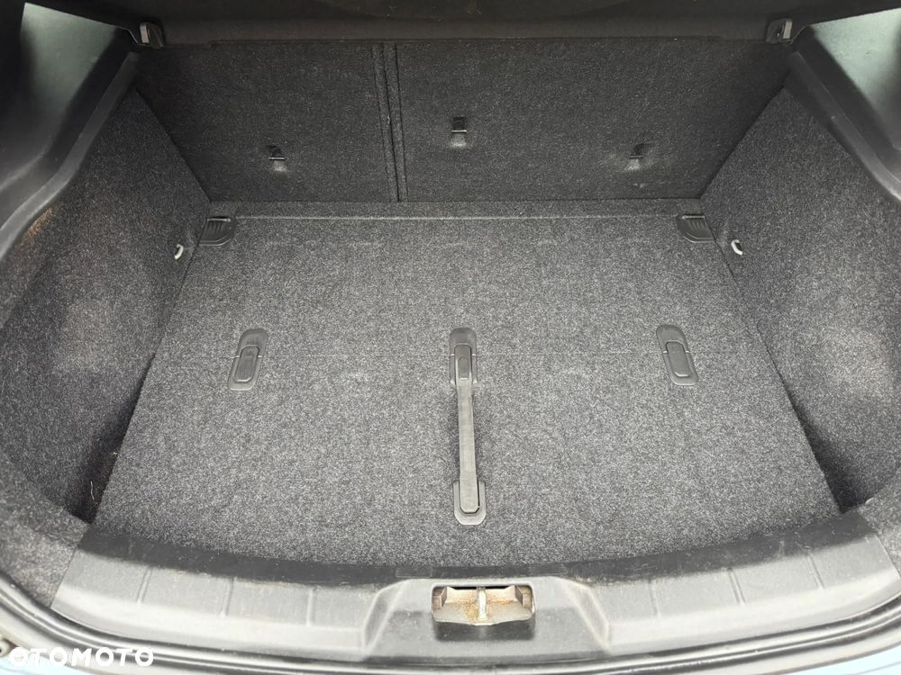 Volvo V40 Cross Country D3 - 25