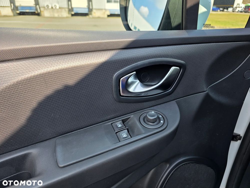 Renault Clio 1.5 dCi Energy Alize - 21