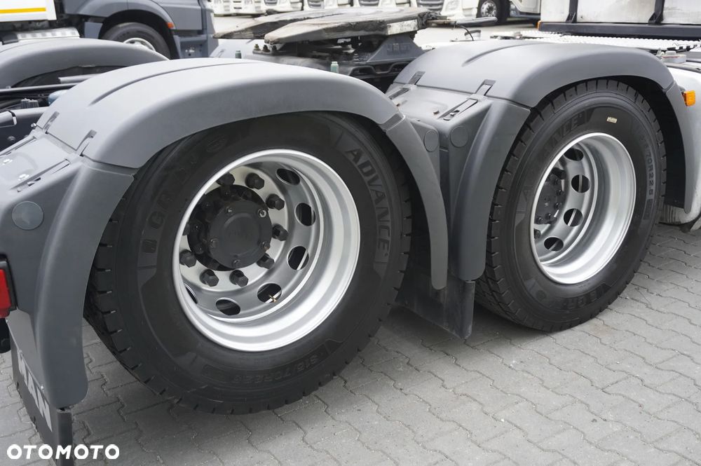 MAN TGX 28.510 6x2 / Kab. Sypialna / NOWE opony / DMC 65 t - 12