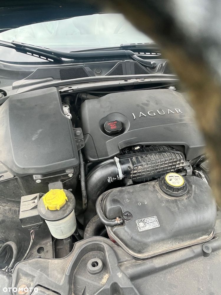 Jaguar XF 3.0 V6 D S Portfolio - 19