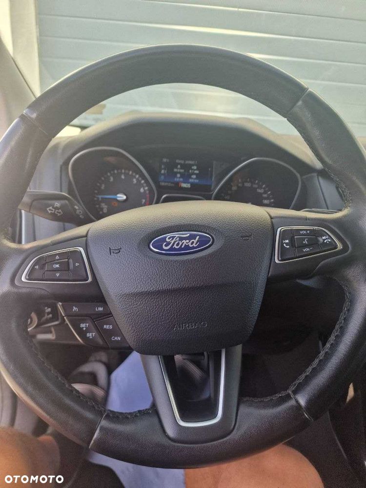 Ford Focus - 3