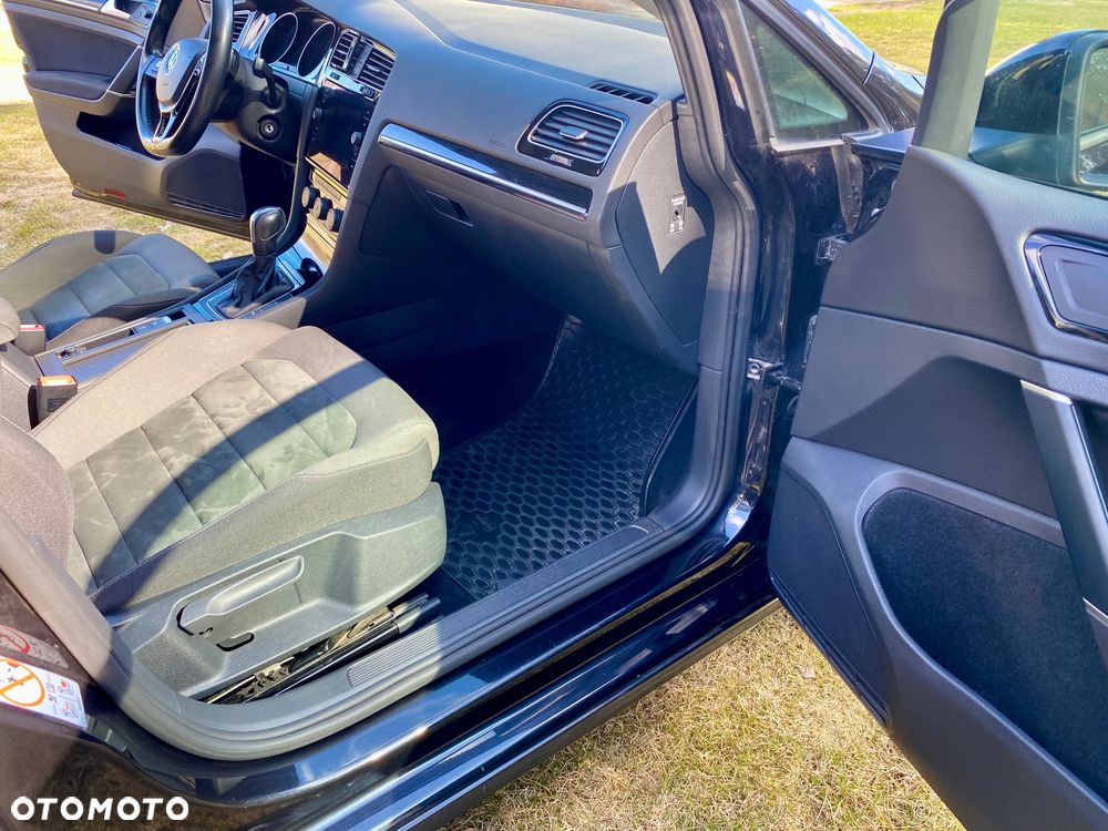 Volkswagen Golf Variant 2.0 TDI BMT Highline DSG - 25