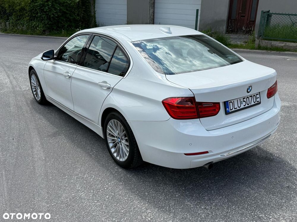 BMW Seria 3 320d Blue Performance Luxury Line - 7