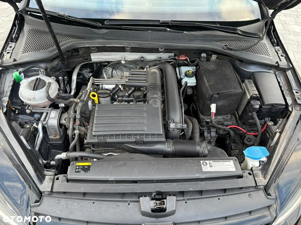 Volkswagen Golf 1.2 TSI BMT Trendline Perfectline - 16