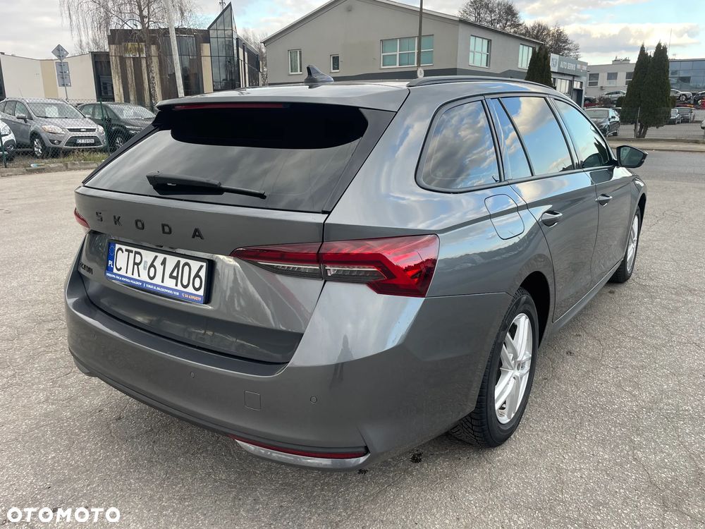 Skoda Octavia 2.0 TDI DSG Selection - 4