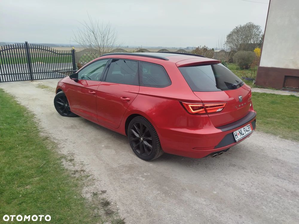 Seat Leon 2.0 TDI DPF DSG FR Black Matt Edition - 16