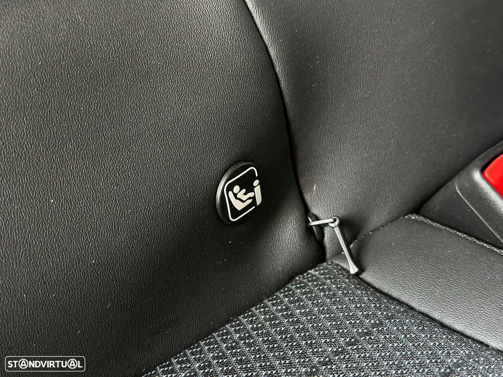 Peugeot 3008 1.2 Hybrid Allure e-DCS6 - 12