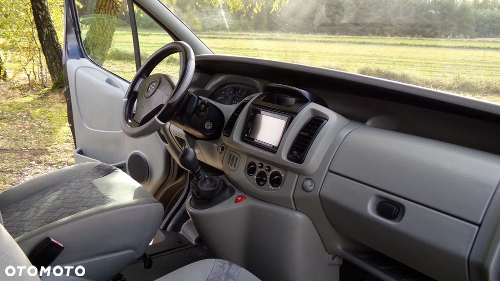 Opel VIVARO 1.9 101KM * KLIMA * BRYGADÓWKA 5/6 OSÓB * SUPER STAN ! - 16