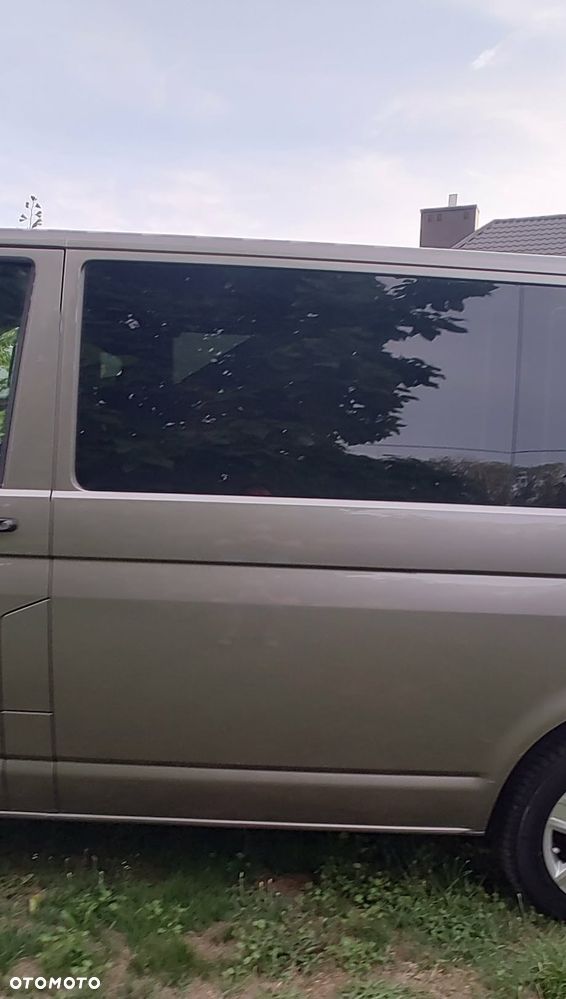 Volkswagen Multivan 2.0 TDI L1 Comfortline DSG - 11