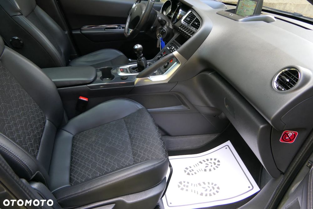 Peugeot 3008 HDi FAP 150 Platinum - 20
