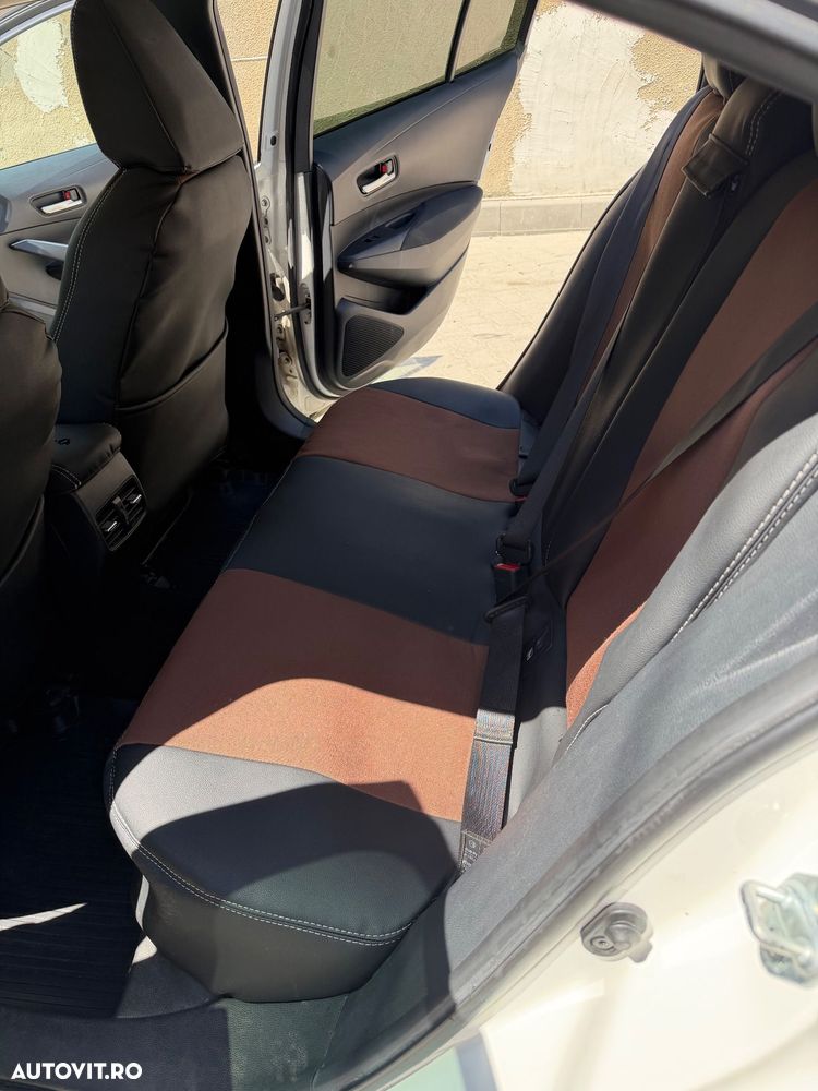 Toyota Corolla 1.6 Valvematic Sol - 11