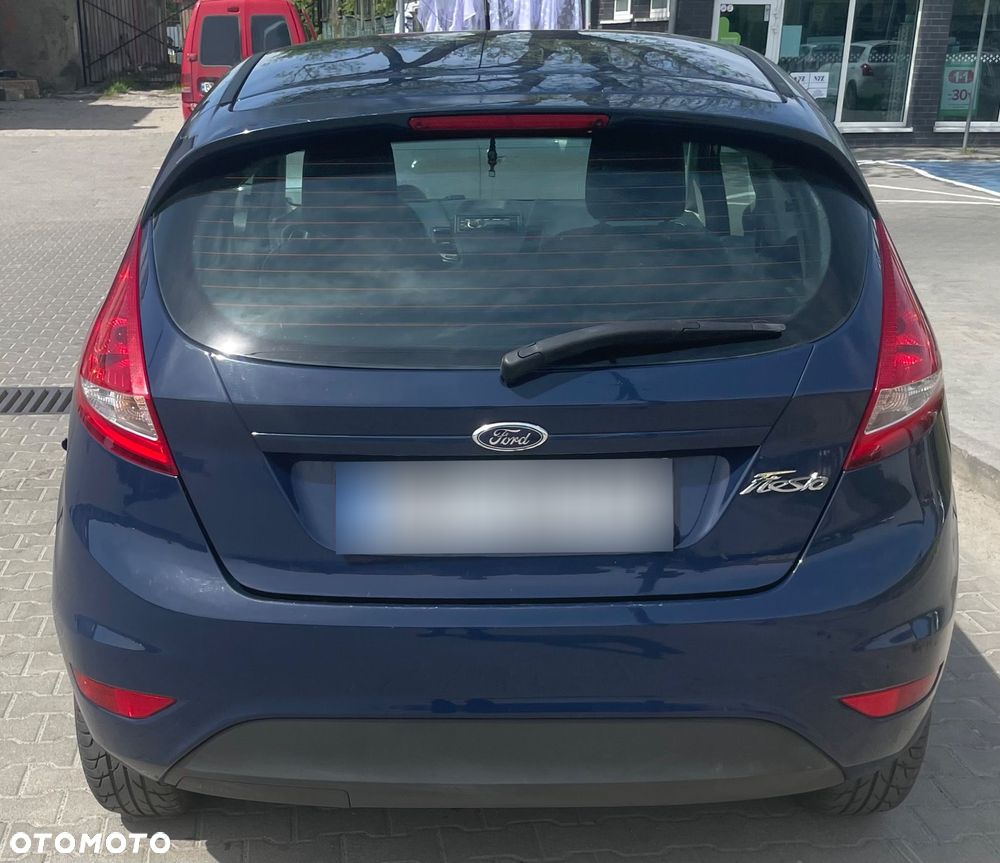 Ford Fiesta 1.25 Trend Edition - 6