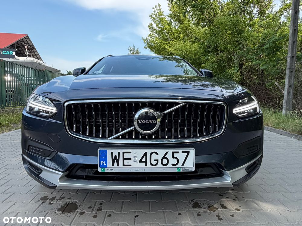 Volvo V90 Cross Country D5 AWD Pro - 3