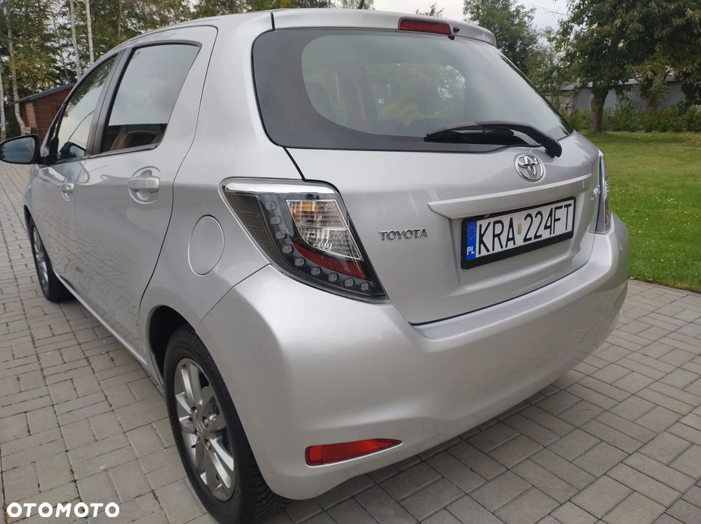 Toyota Yaris 1.33 VVT-i Comfort - 10