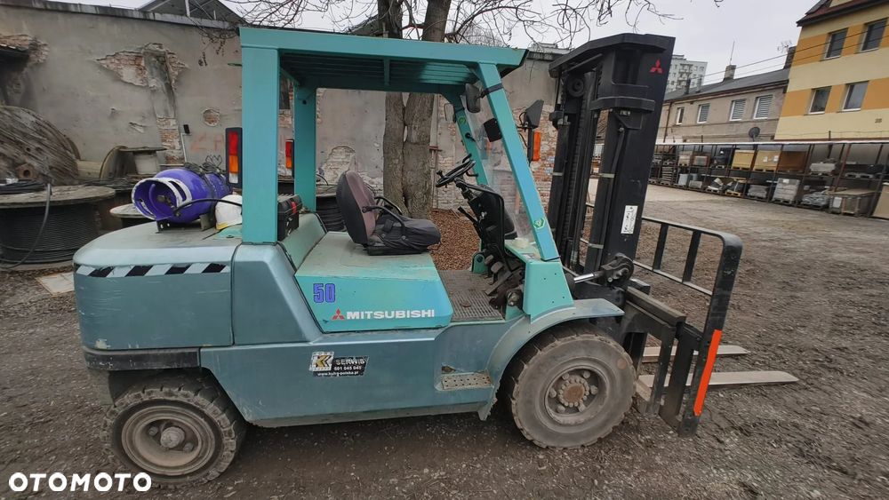 Mitsubishi FG50K - 6