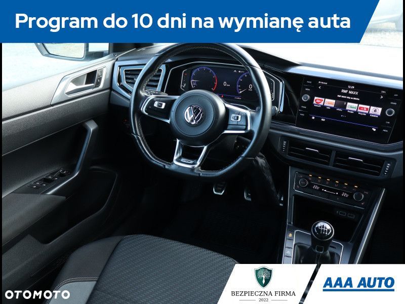 Volkswagen Polo - 8