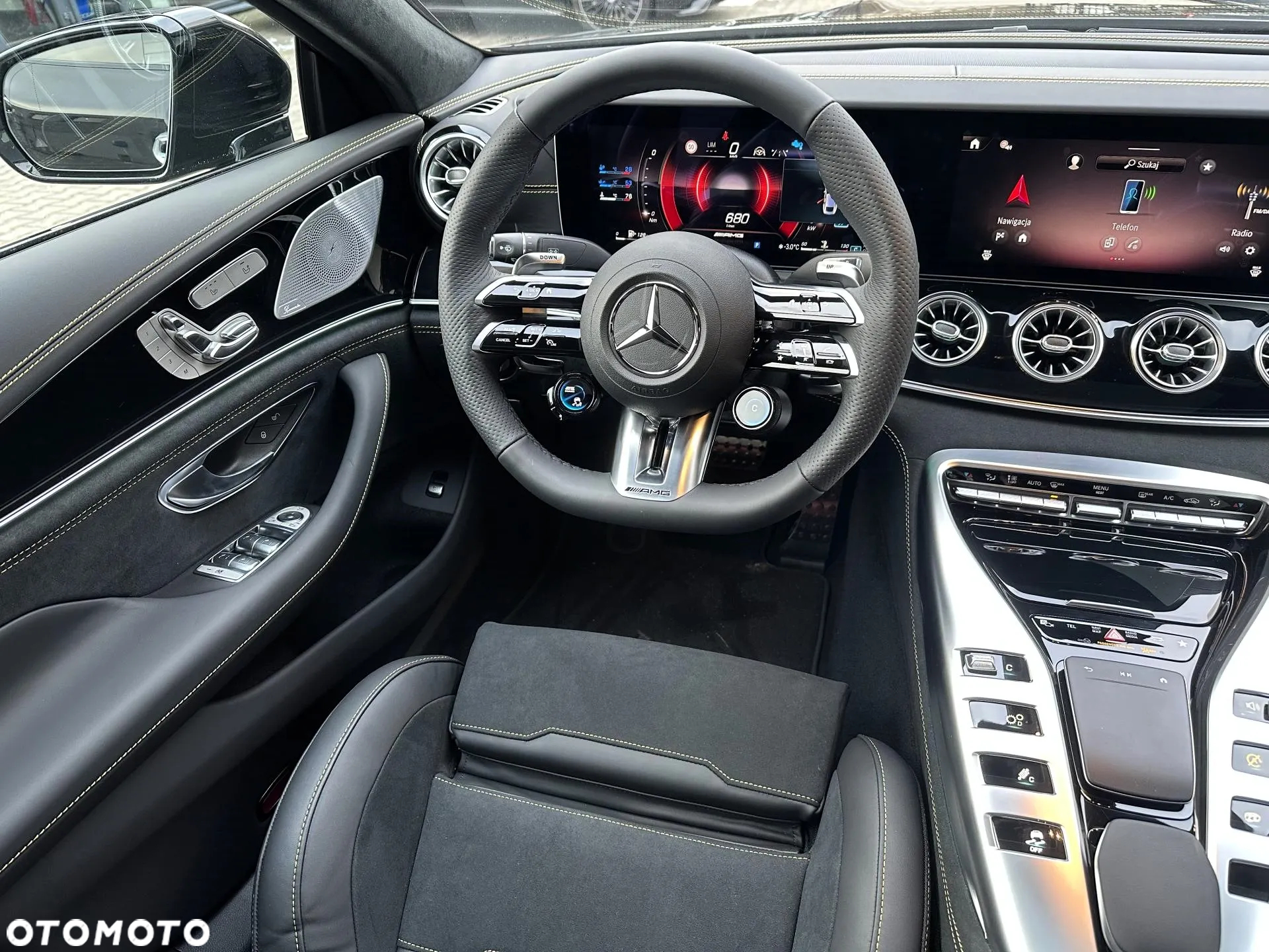 Mercedes-Benz AMG GT - 19