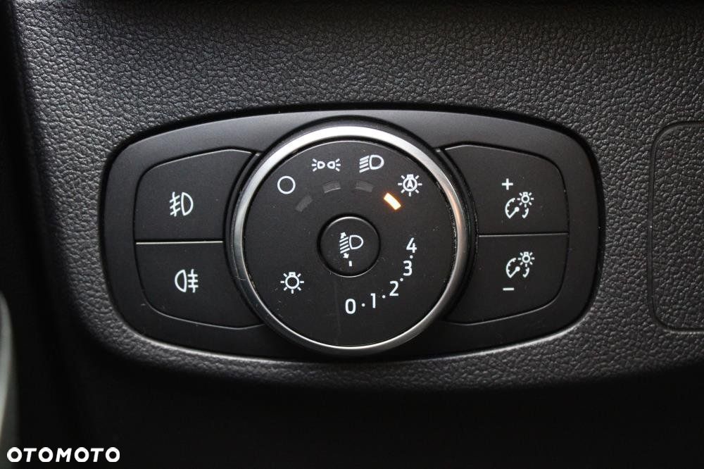 Ford Focus - 11