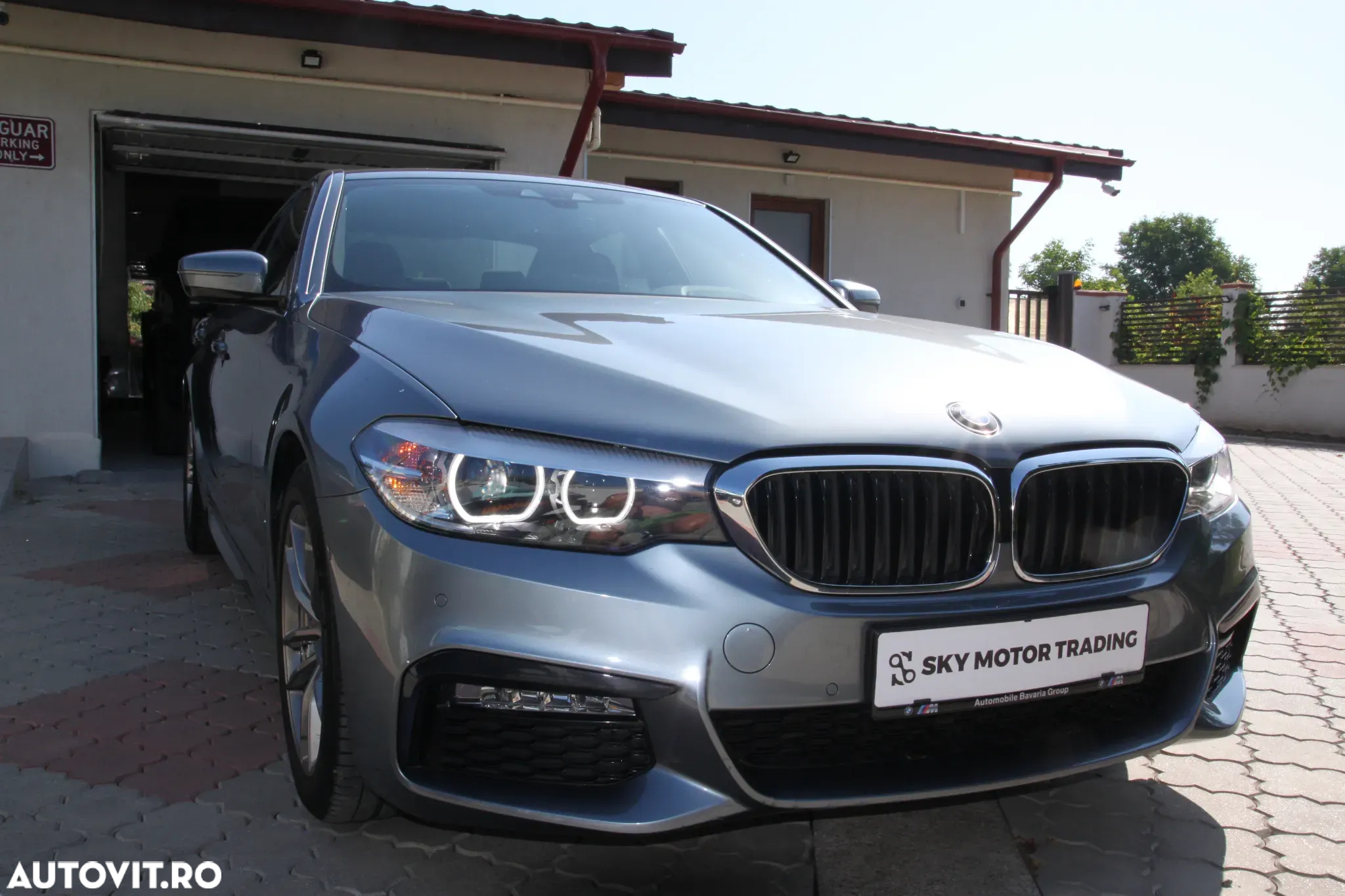 BMW Seria 5 530i xDrive AT - 15