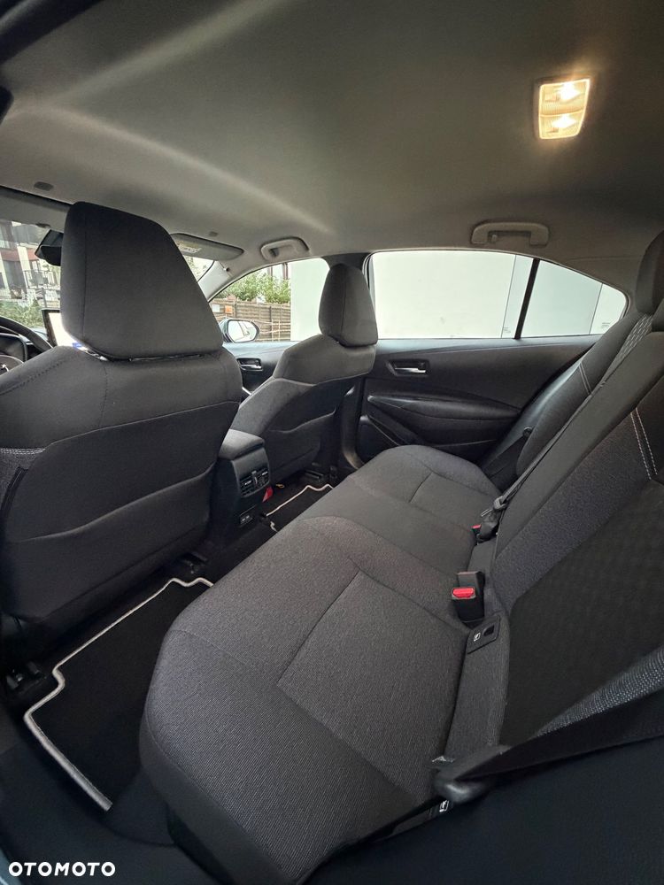 Toyota Corolla - 16