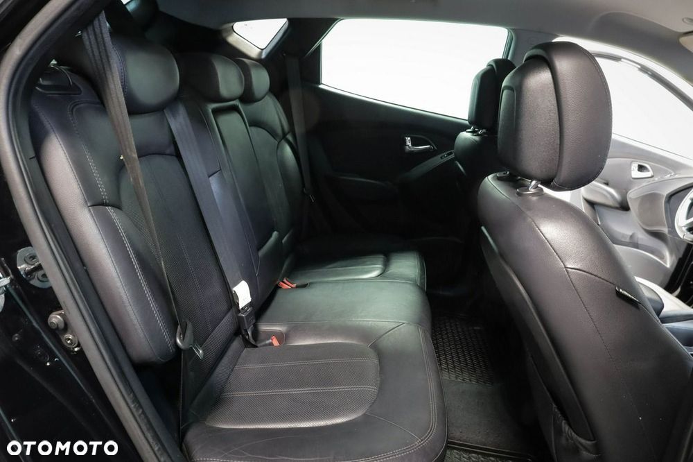 Hyundai ix35 - 23