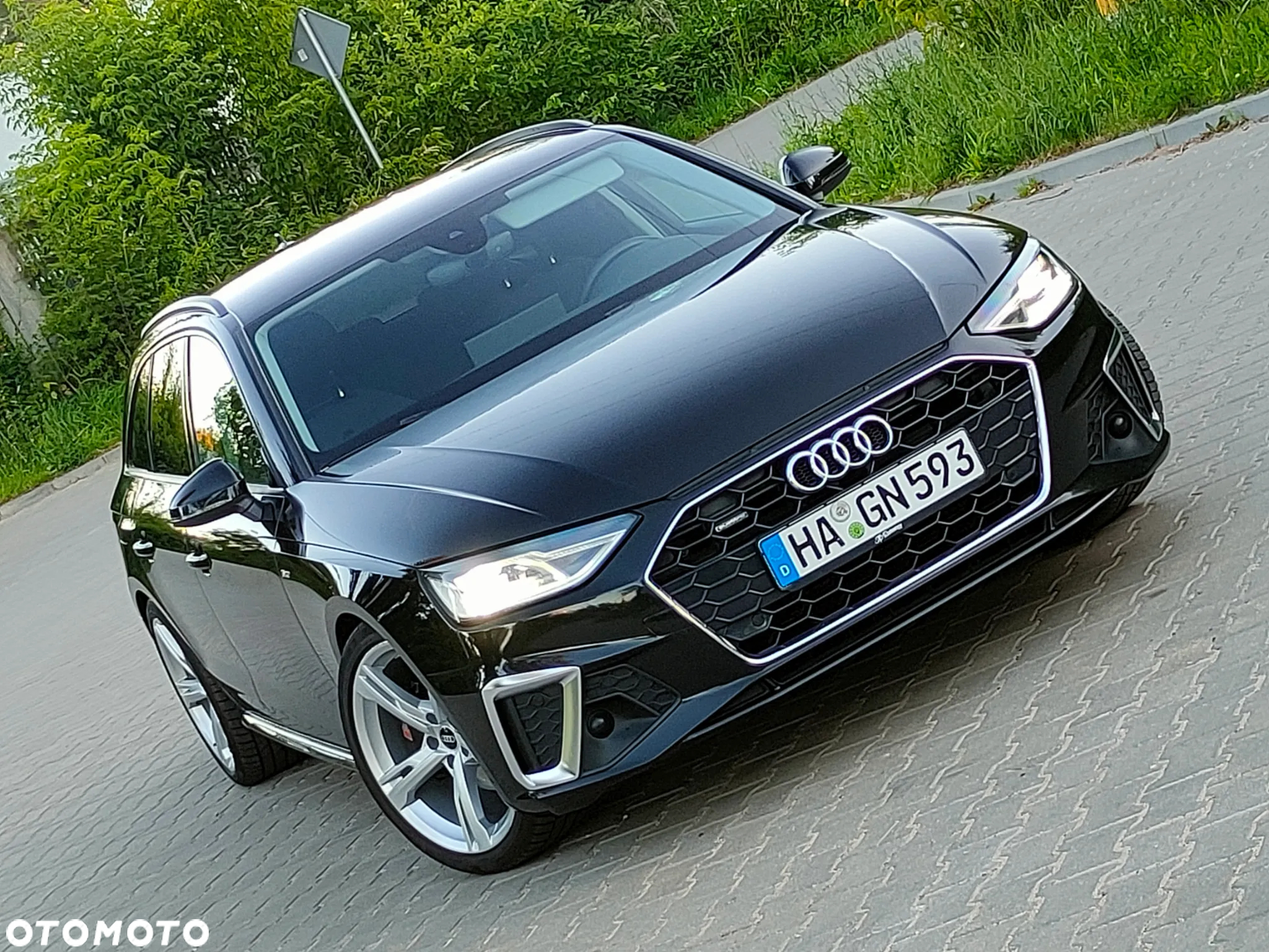 Audi A4 - 4