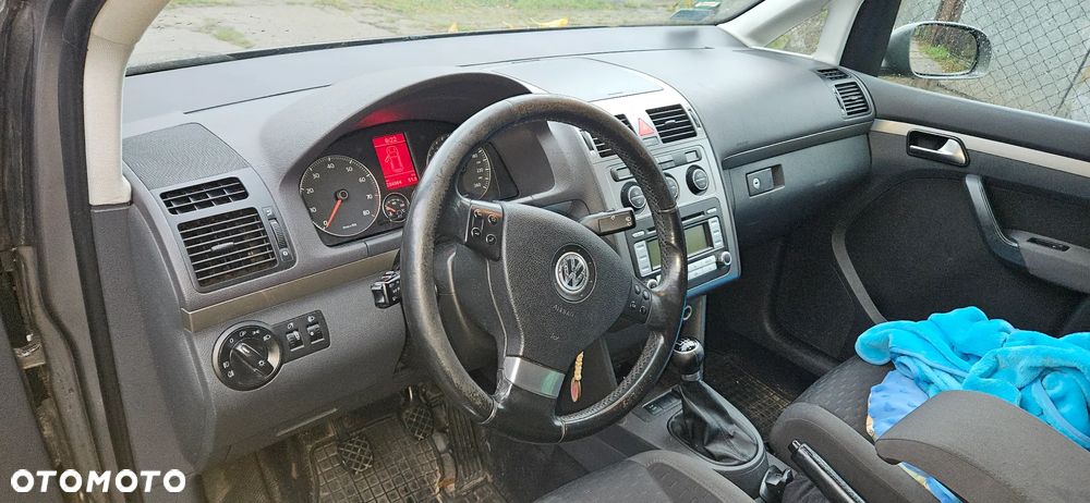 Volkswagen Touran 1.6 Trendline - 10