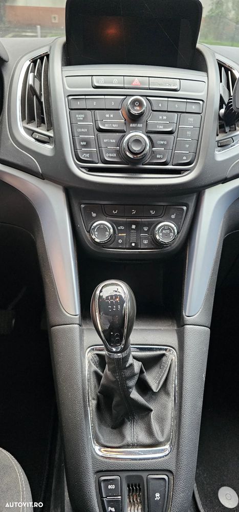 Opel Zafira Tourer 2.0 CDTI ECOFLEX Start/Stop Edition - 8