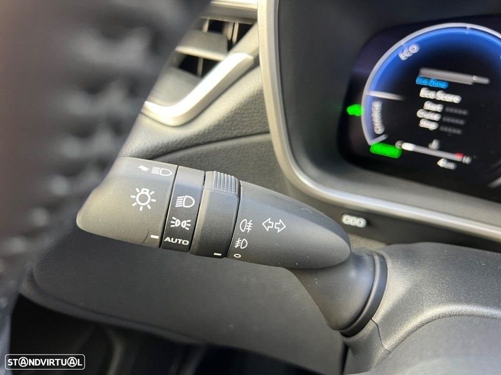 Toyota Corolla Cross 1.8 Hybrid Luxury - 14