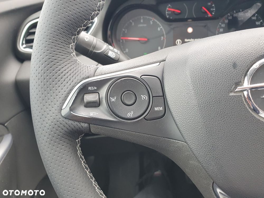 Opel Grandland X 1.2 T Enjoy S&S - 17