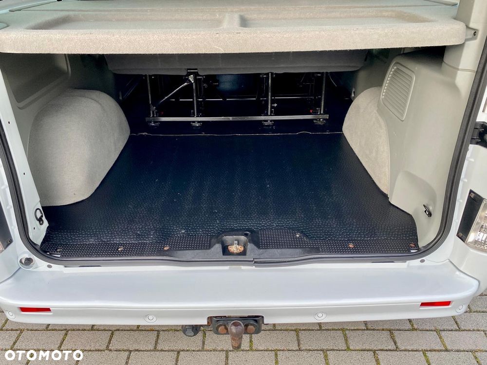 Opel Vivaro Tour Elegance L1H1 - 28