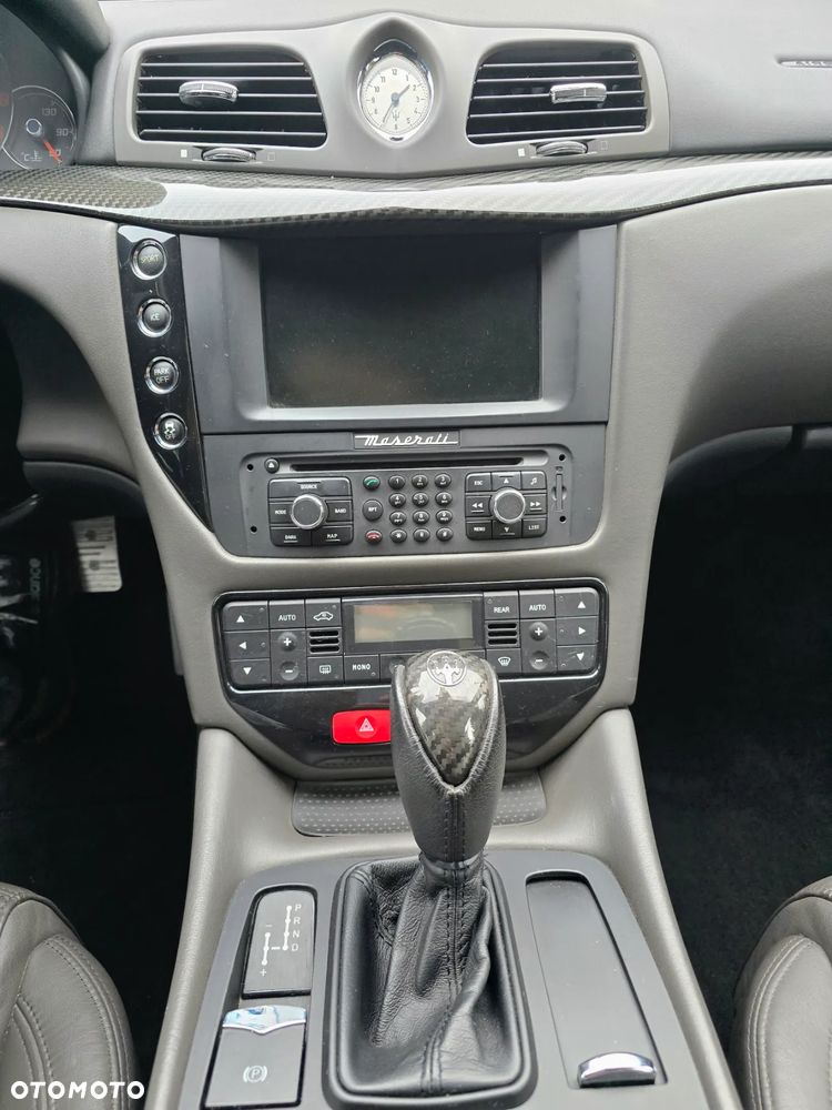 Maserati GranTurismo MC Stradale - 15