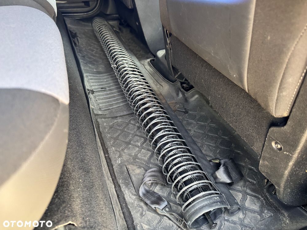 Peugeot Partner 1.6 HDi Active - 30