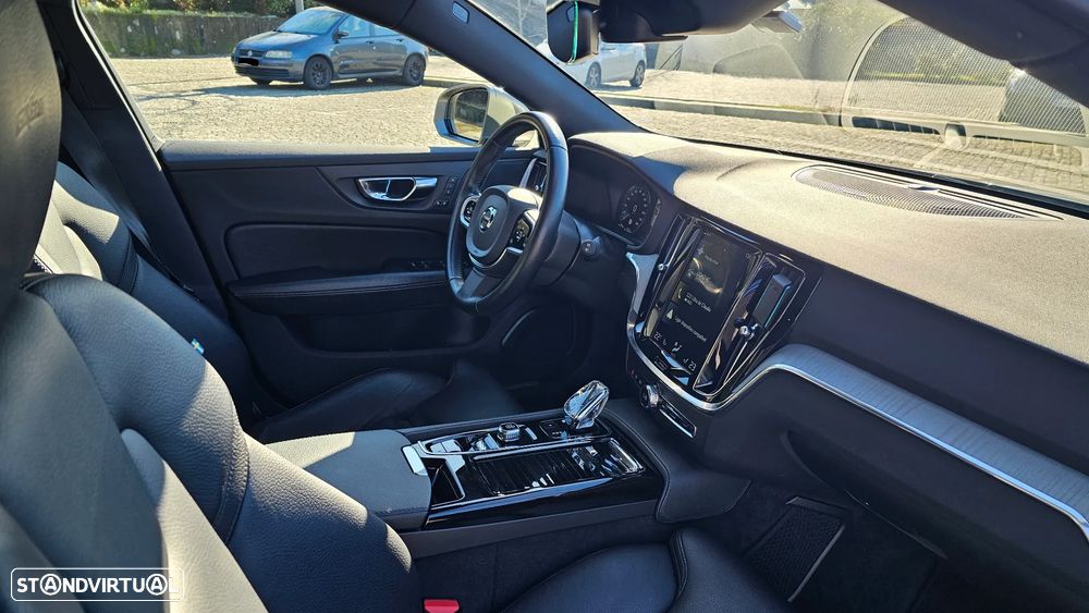 Volvo V60 2.0 T8 AWD TE Inscription Expression - 16