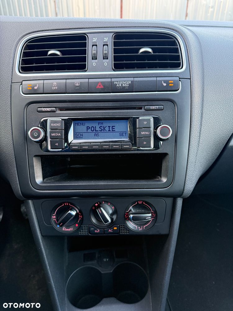 Volkswagen Polo 1.4 16V Highline - 28