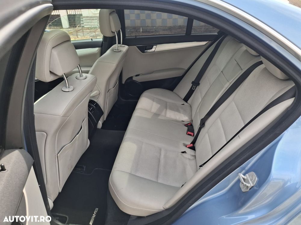 Mercedes-Benz C - 2