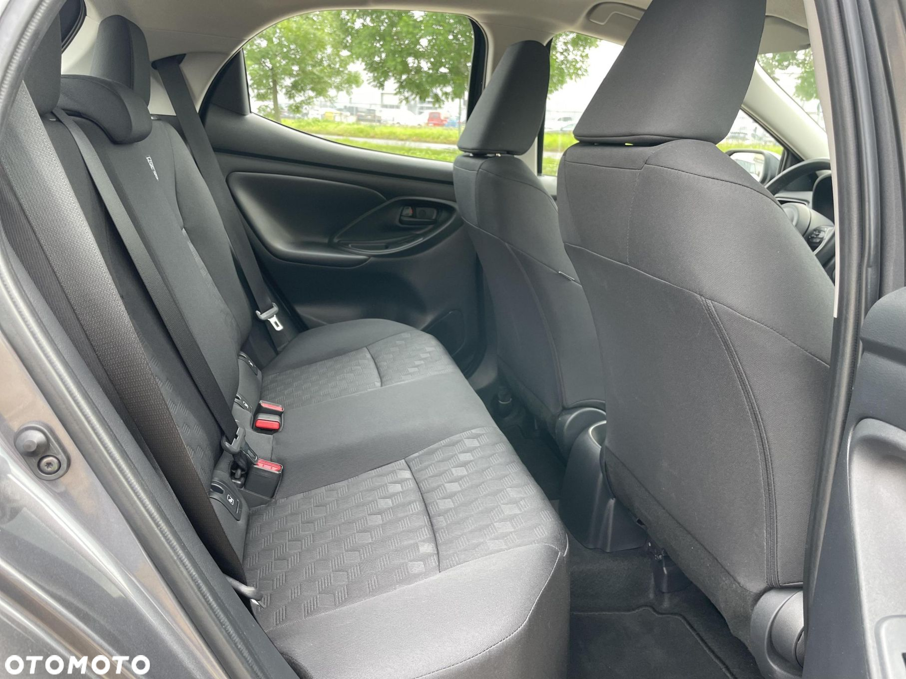 Toyota Yaris 1.5 Comfort - 10