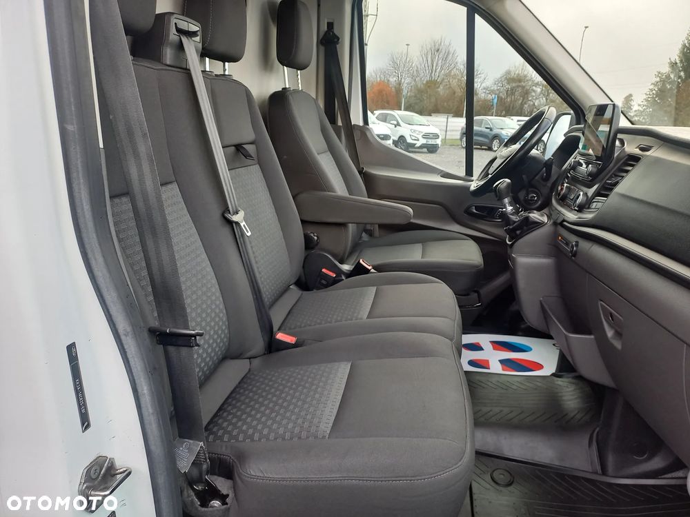 Ford Transit - 21