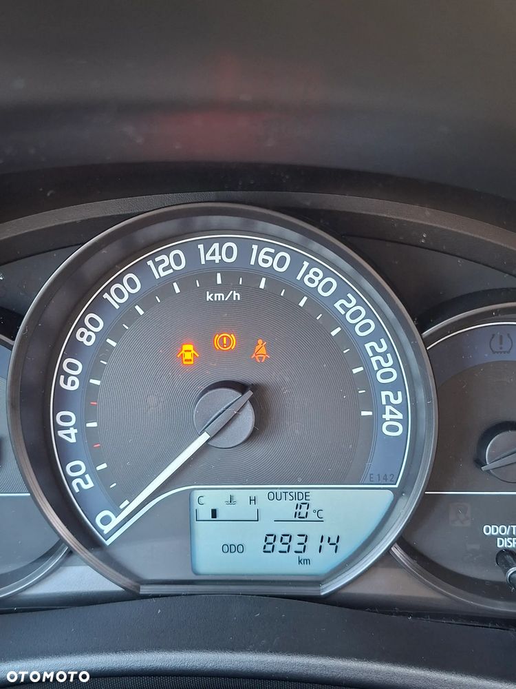 Toyota Auris 1.6 Active - 6