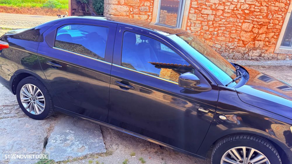 Citroën C-Elysée 1.6 HDi Exclusive - 18