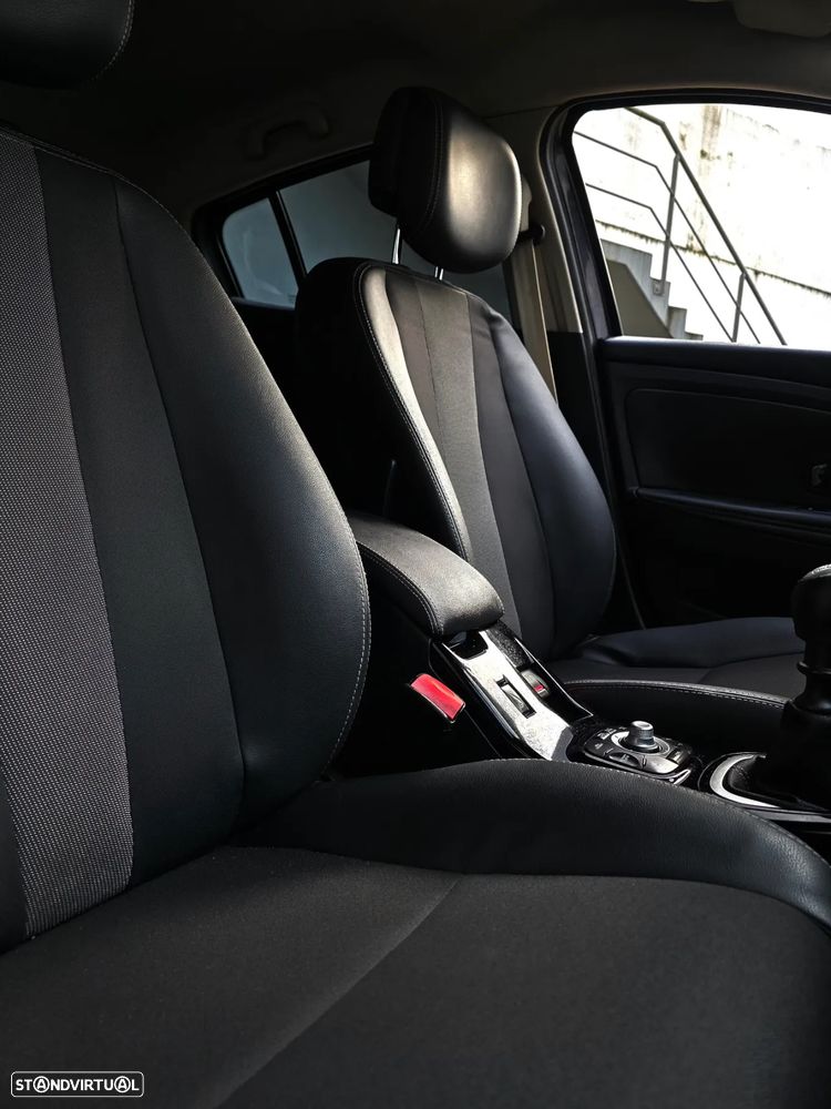 Renault Mégane 1.5 dCi Bose Edition SS - 49