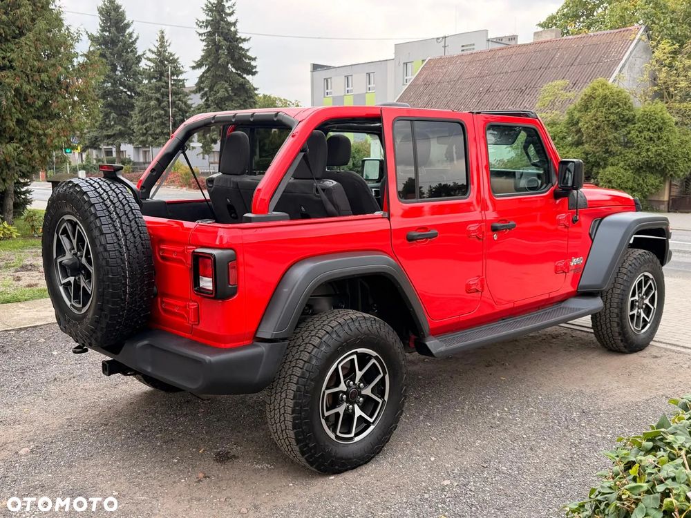 Jeep Wrangler - 23
