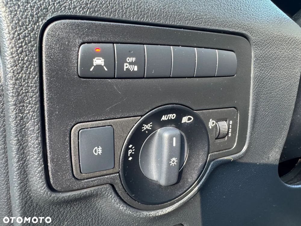Mercedes-Benz VITO - 13