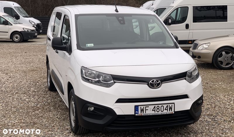 Toyota PROACE CITY BRYGADÓWKA L2H1, VAN 5 osobowy, Homologacja cięż. N1, Duża ład-772kg Koła-16 Skrzynia biegów 6stop. Ściana dział. składana 2x Boczne drzwi - 40