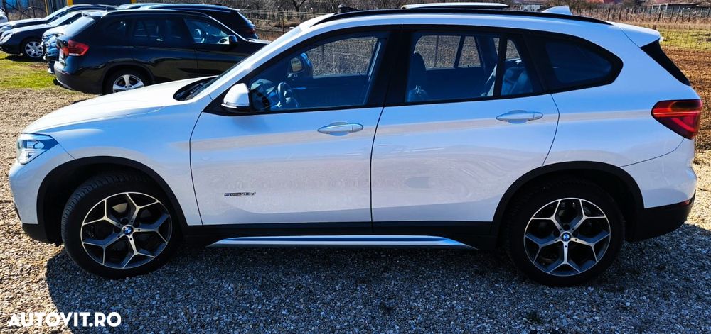 BMW X1 sDrive18d Aut. xLine - 16